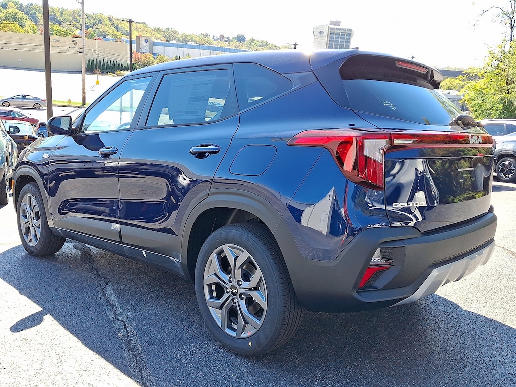New 2026 Kia Seltos LX LX AWD