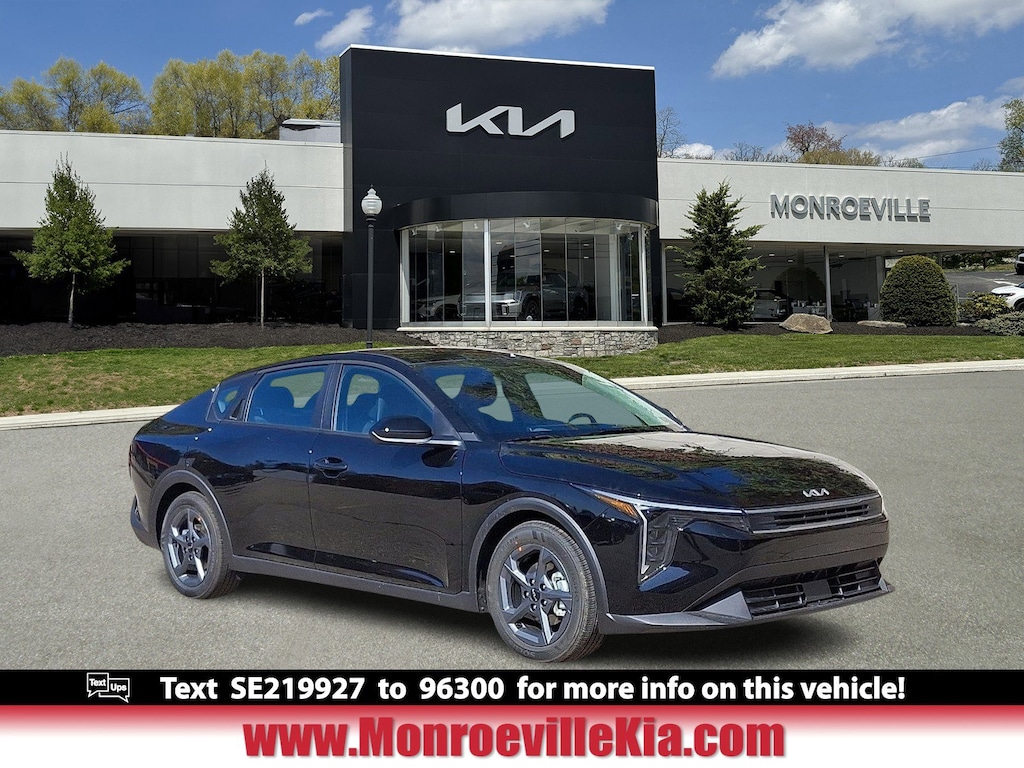 New 2025 Kia K4 LXS LXS FWD