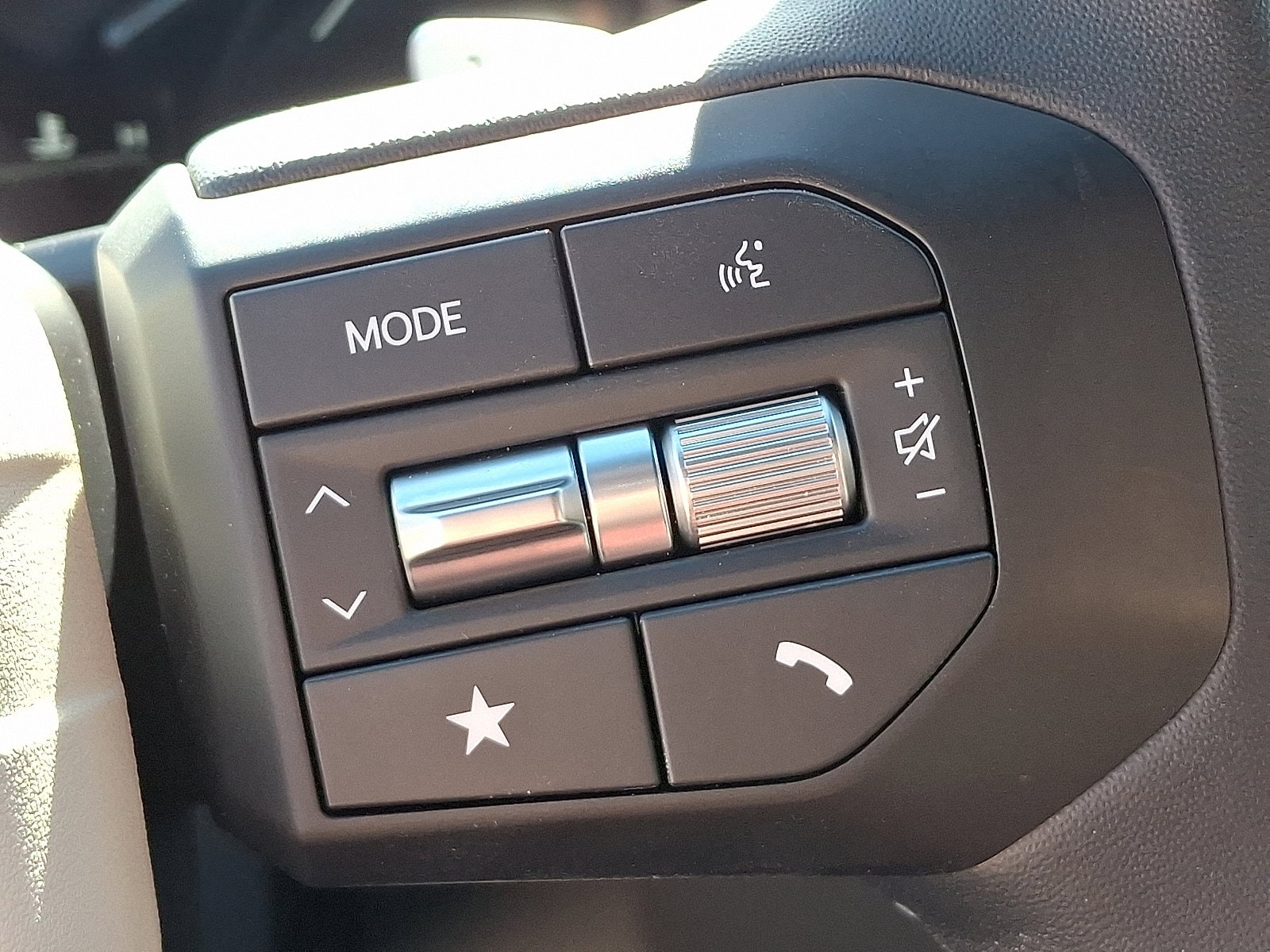 2025 Kia K4 GT-Line - Photo 13