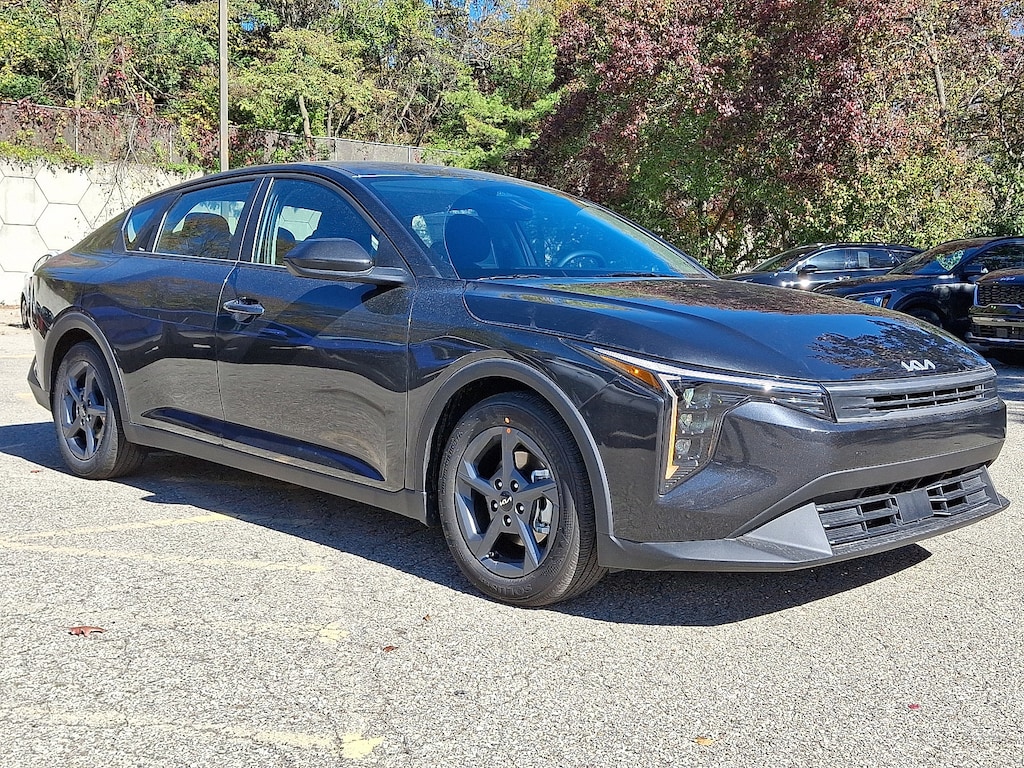 New 2025 Kia K4 LXS LXS FWD