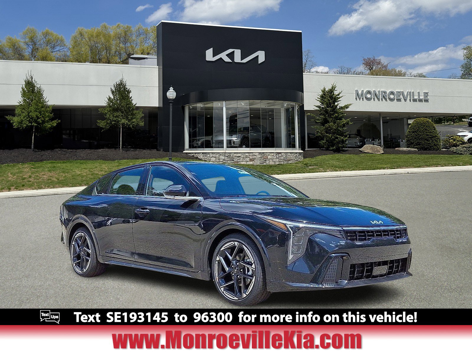 2025 Kia K4 GT-Line's photo