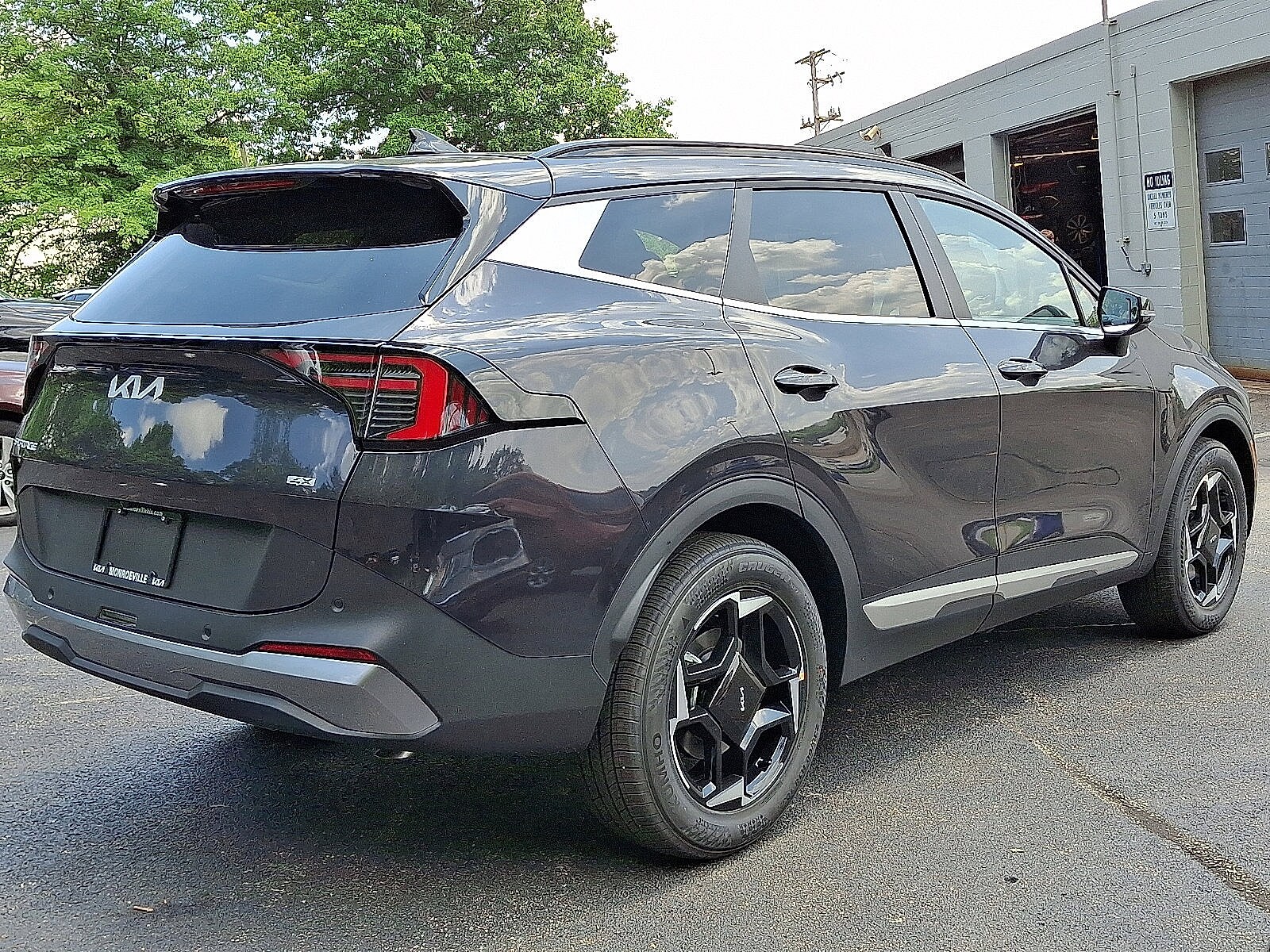 2026 Kia Sportage EX photo 3