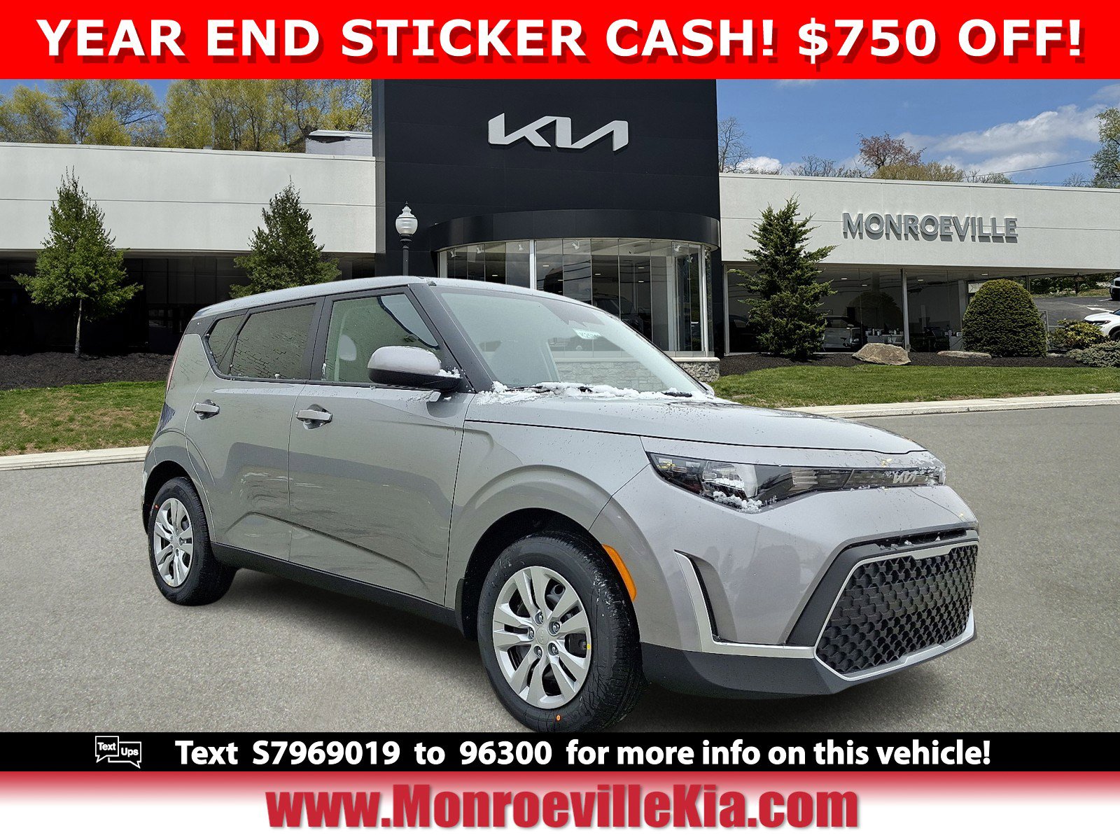 2025 Kia Soul LX's photo