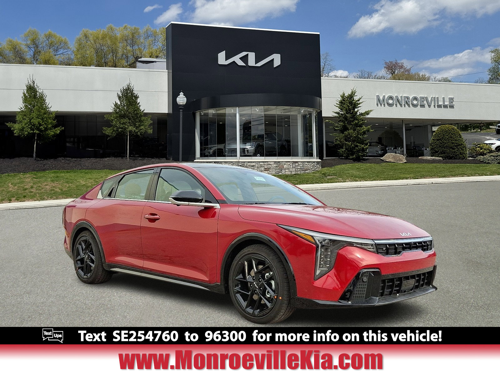 2025 Kia K4 GT-Line Turbo AT's photo