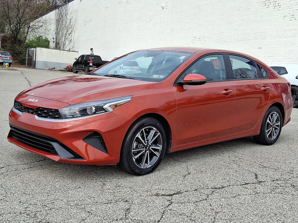 Certified 2023 Kia Forte LXS LXS IVT