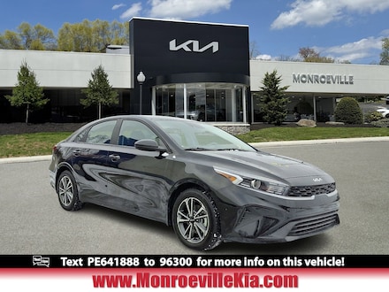 2023 Kia Forte LXS LXS IVT