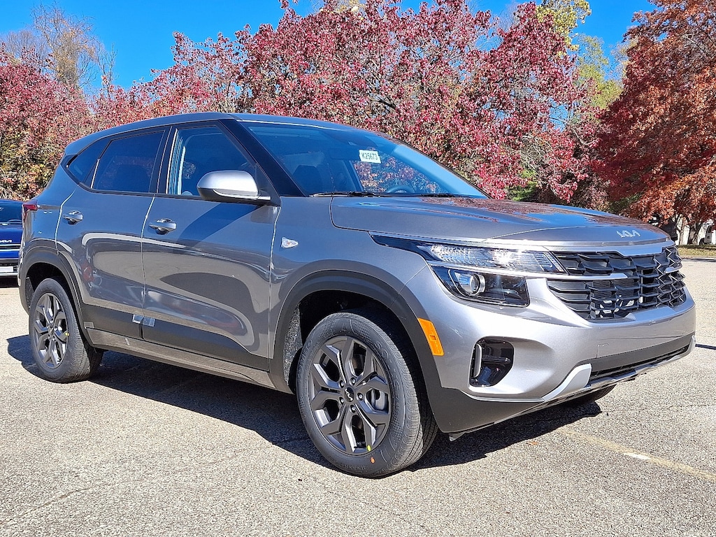 New 2026 Kia Seltos LX LX AWD