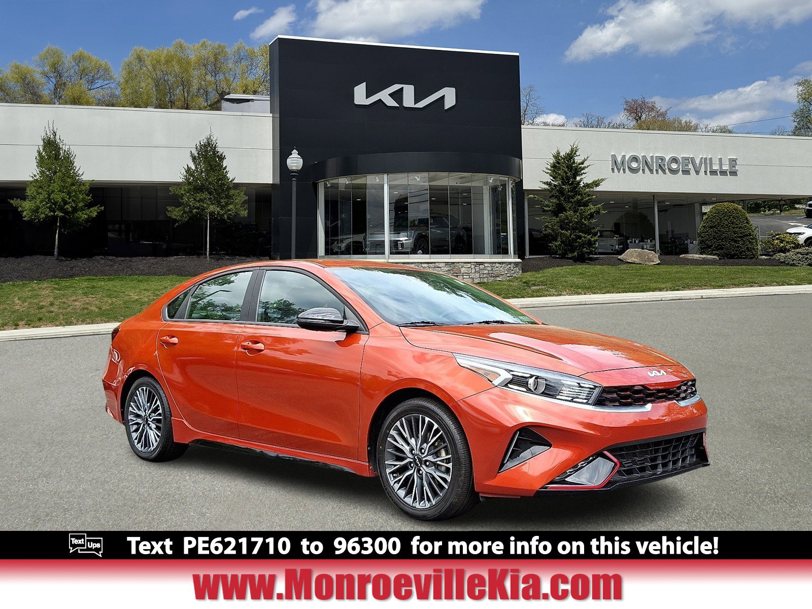 2023 Kia Forte GT-Line AT's photo