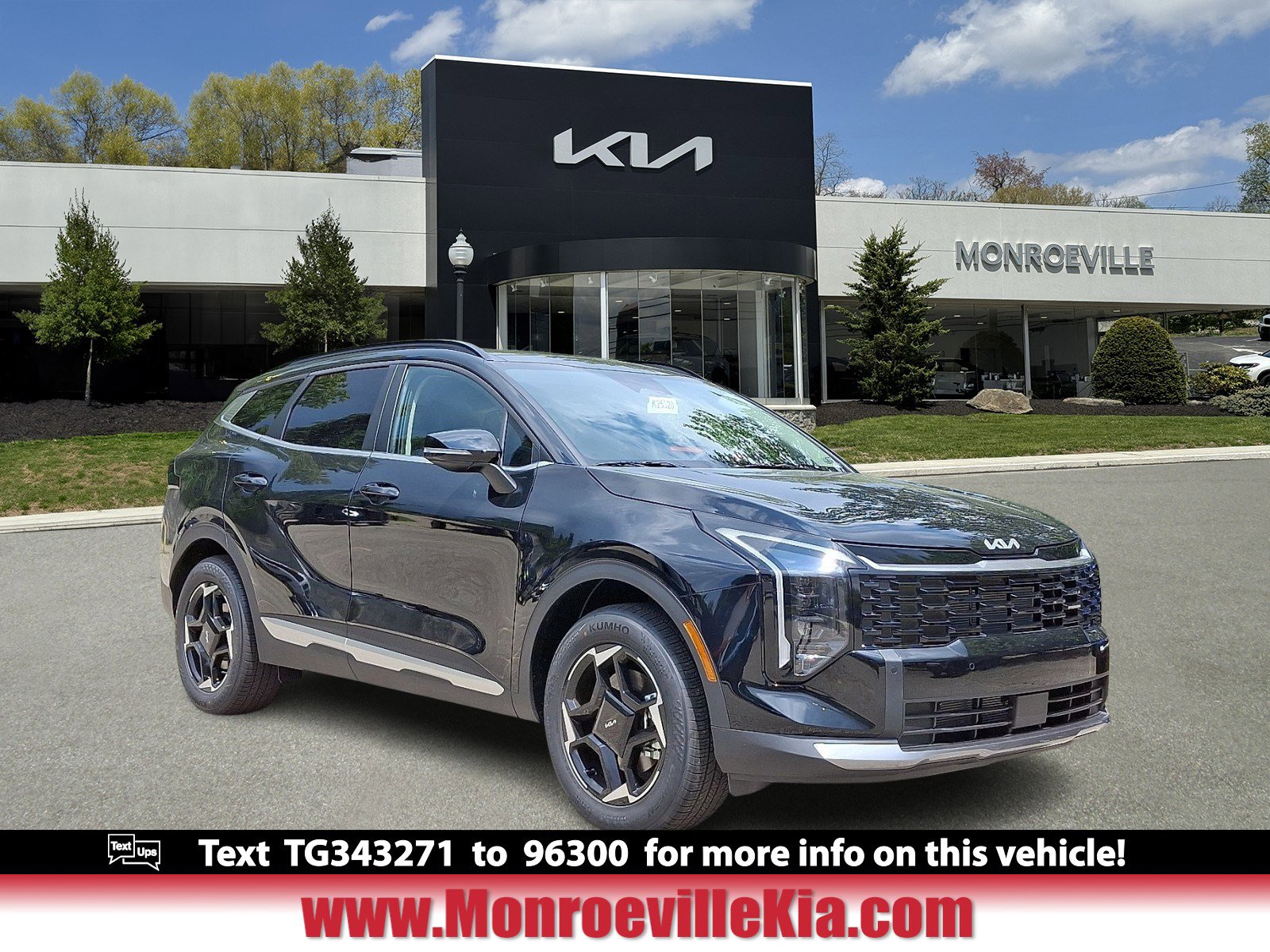 2026 Kia Sportage EX's photo