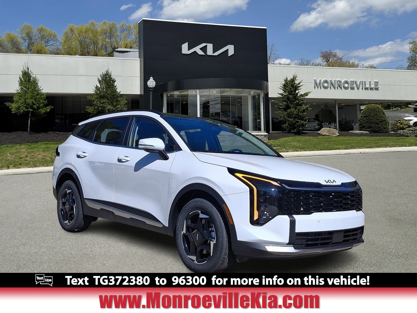 2026 Kia Sportage EX's photo