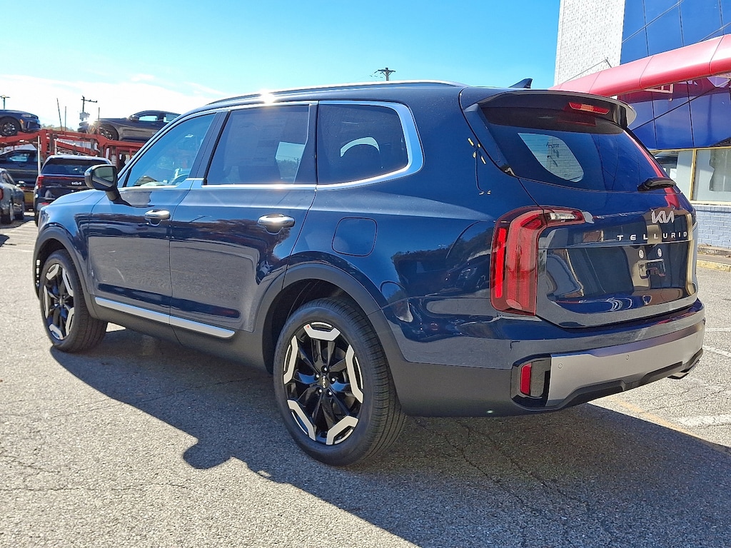 New 2025 Kia Telluride S S AWD