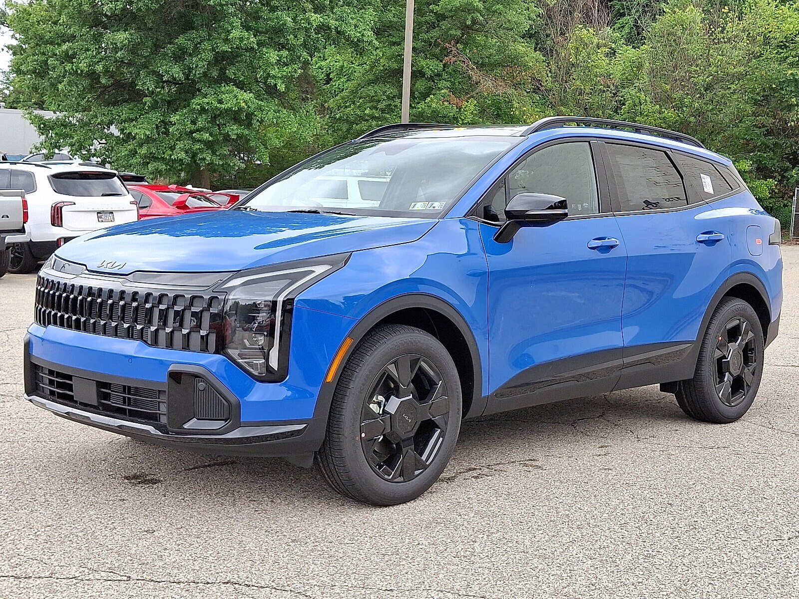 2026 Kia Sportage X-Line photo 2