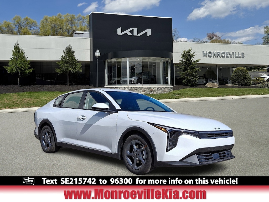 New 2025 Kia K4 LXS LXS FWD