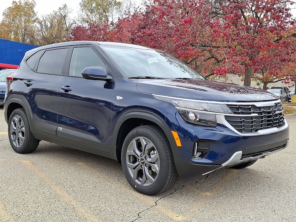 New 2026 Kia Seltos LX LX AWD