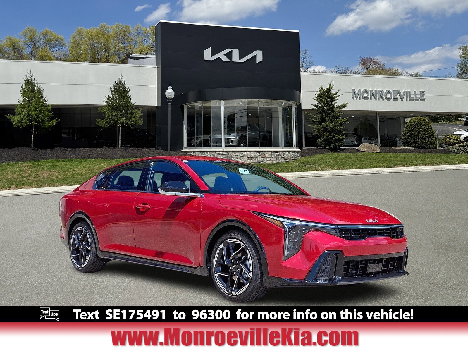 2025 Kia K4 GT-Line's photo