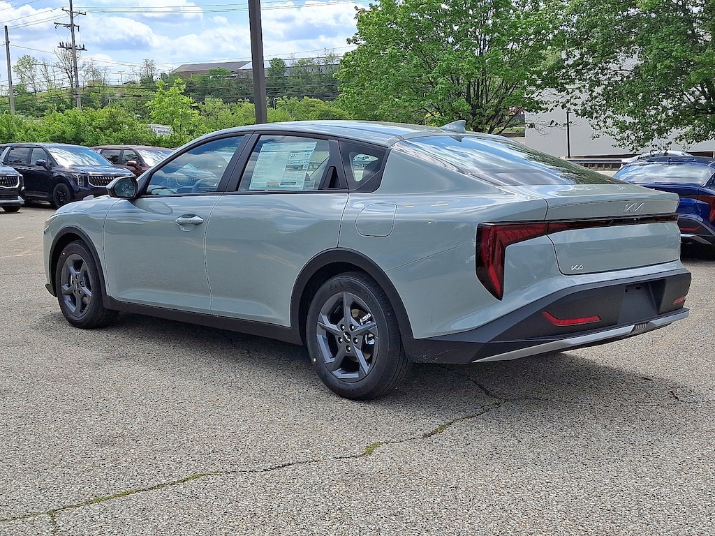 New 2026 Kia K4 LXS Sedan