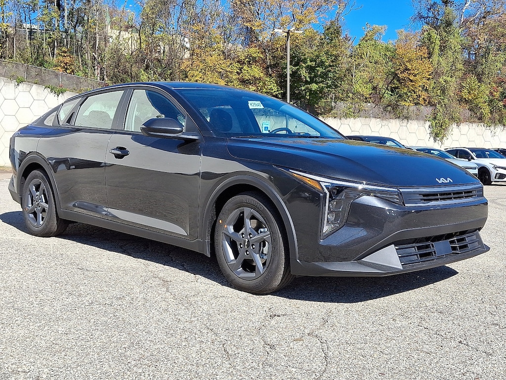 New 2025 Kia K4 LXS LXS FWD