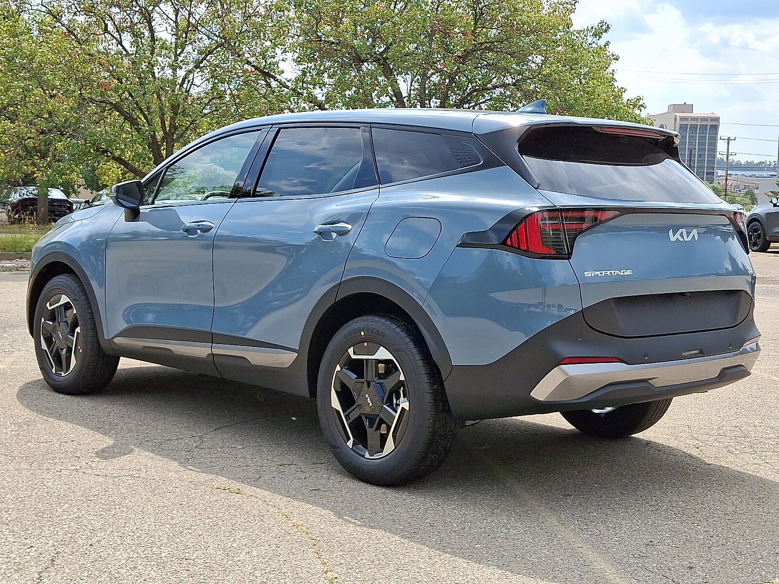 2026 Kia Sportage Hybrid S photo 4