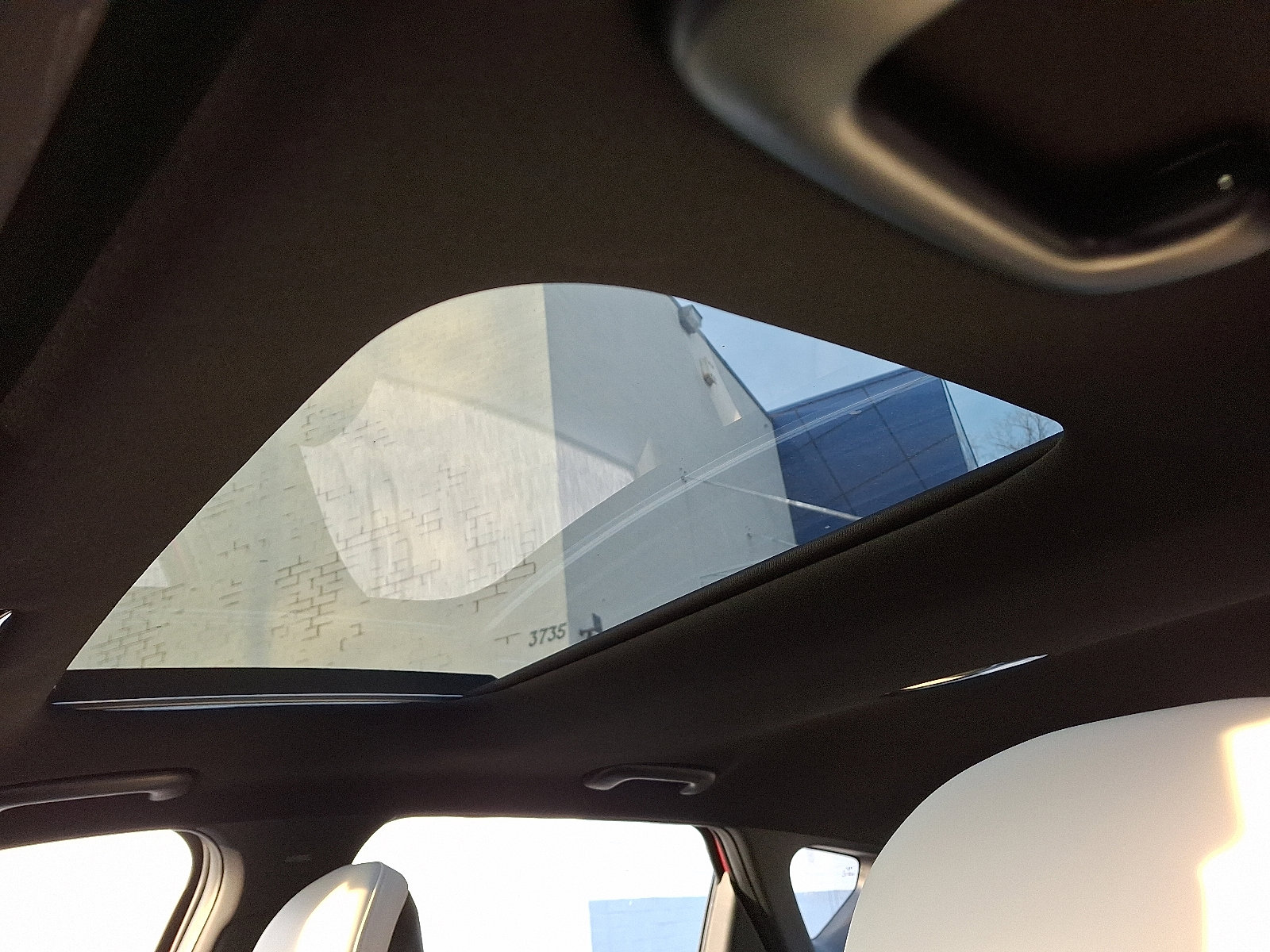 2025 Kia K4 GT-Line Turbo - Photo 8