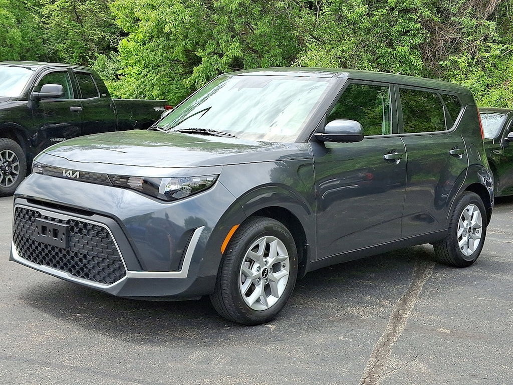 Certified 2025 Kia Soul LX LX FWD