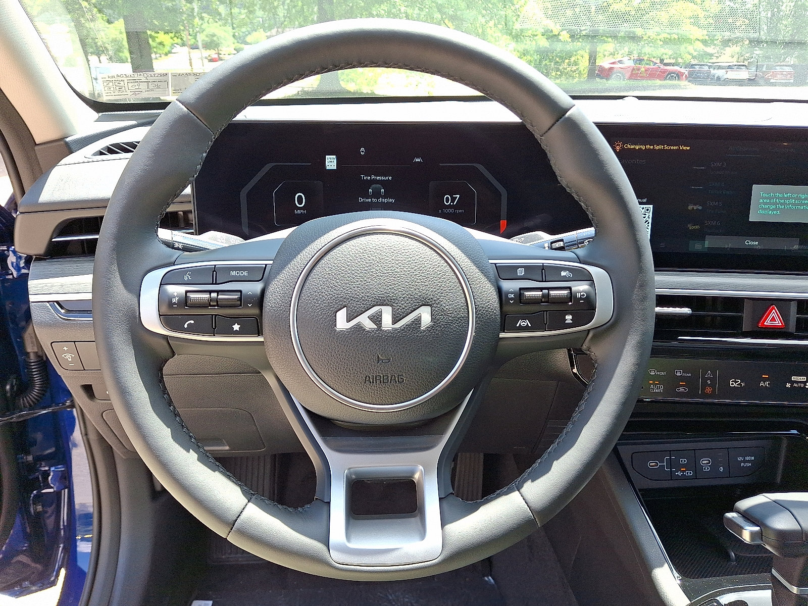 2026 Kia K5 EX - Photo 11