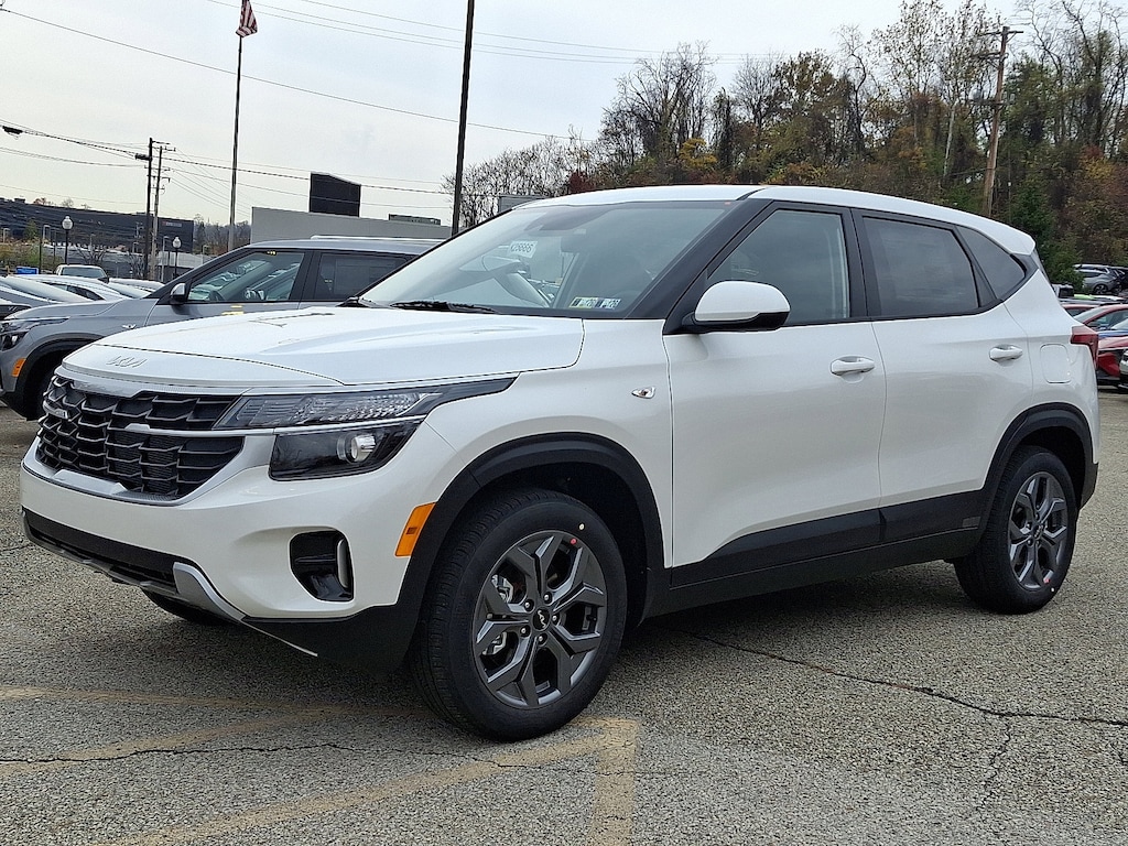 New 2026 Kia Seltos LX LX AWD