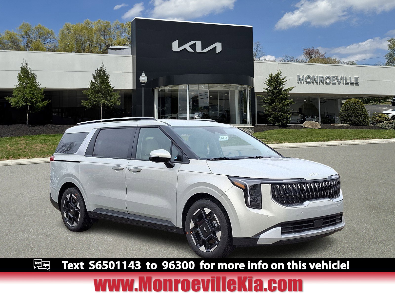 2025 Kia Carnival EX's photo