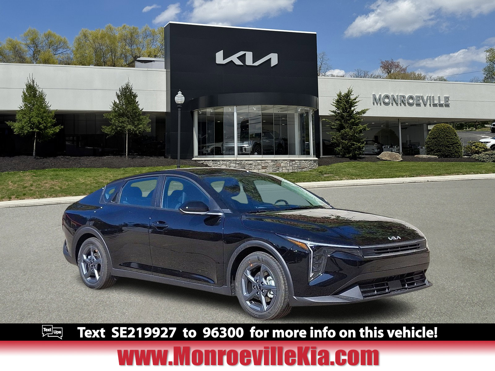 2025 Kia K4 LXS AT's photo