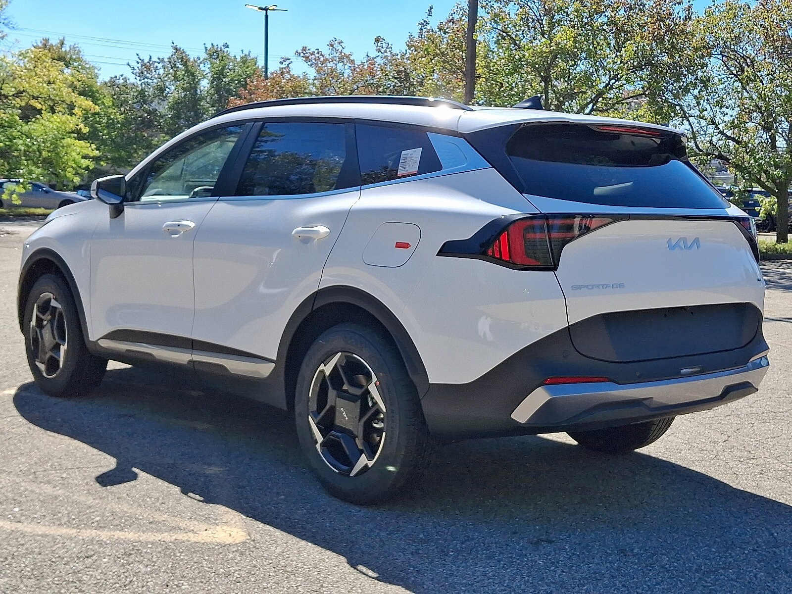 2026 Kia Sportage EX photo 3