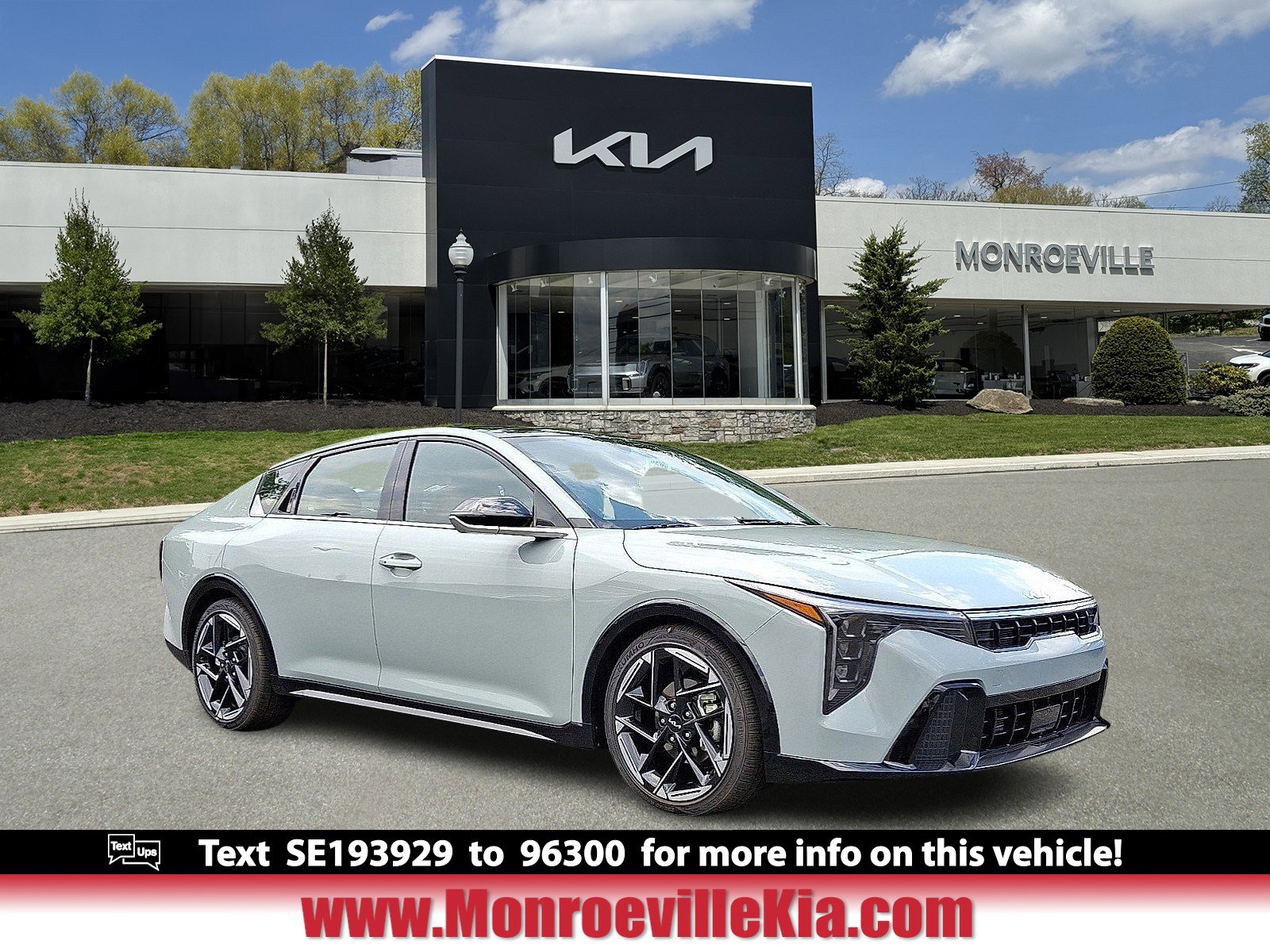 2025 Kia K4 GT-Line's photo