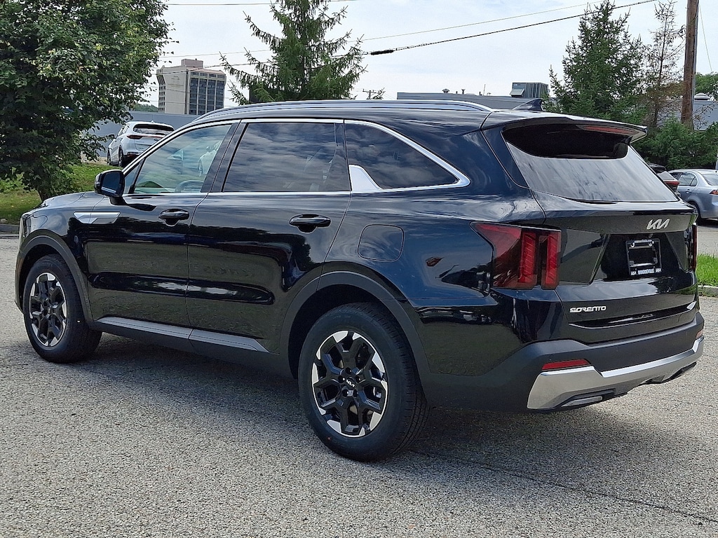 New 2026 Kia Sorento S S FWD