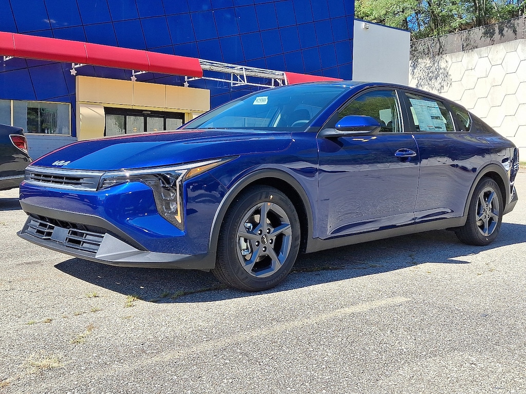 New 2025 Kia K4 LXS LXS FWD