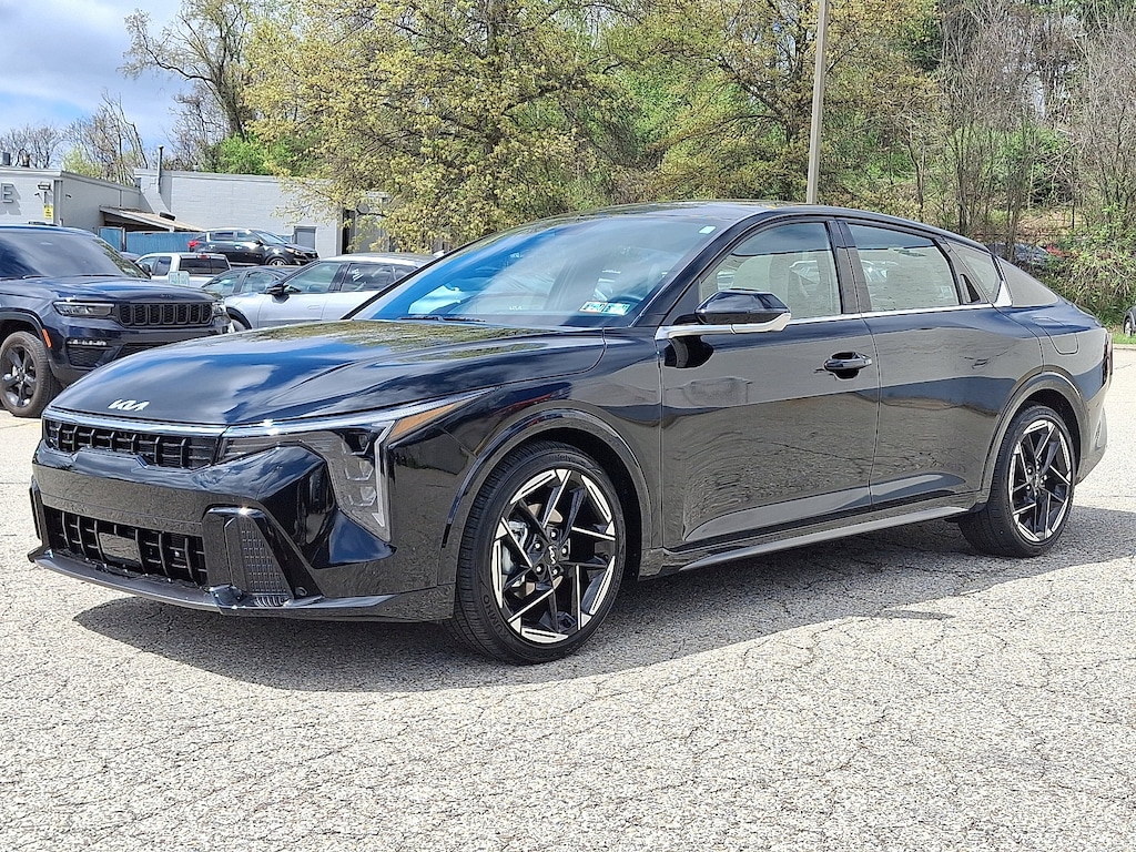 New 2026 Kia K4 GT-Line Sedan