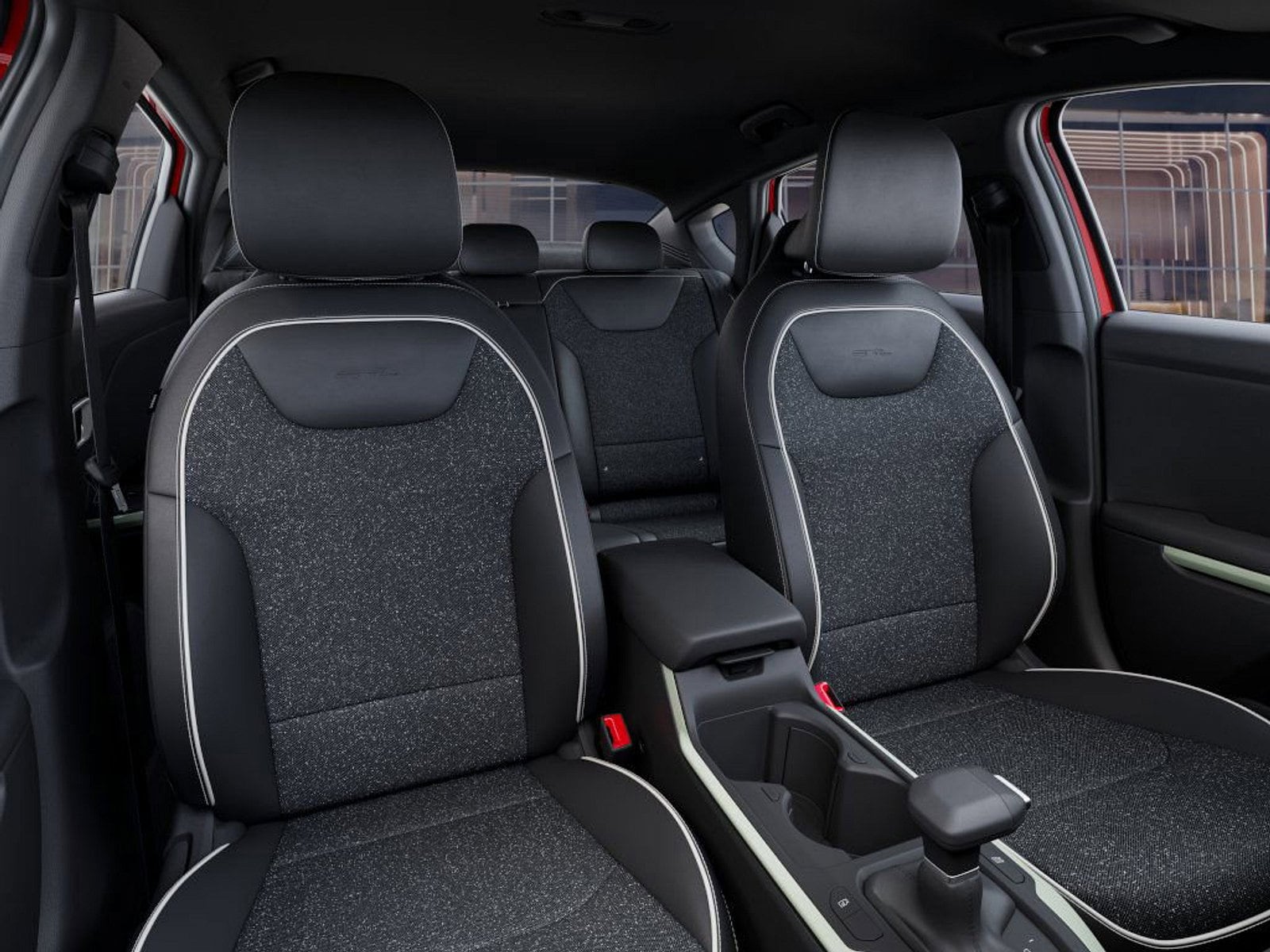 2025 Kia K4 GT-Line - Photo 15