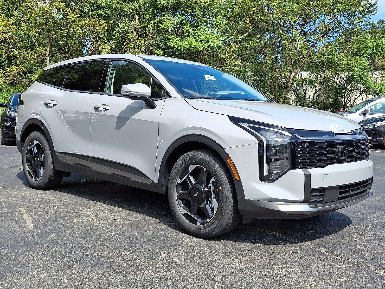 2026 Kia Sportage Hybrid S photo 4