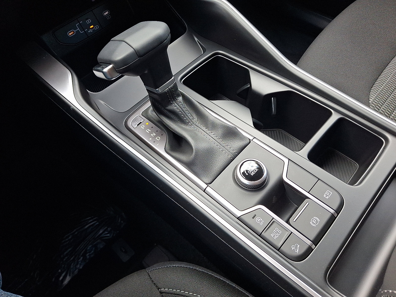 2026 Kia Sorento LX - Photo 7