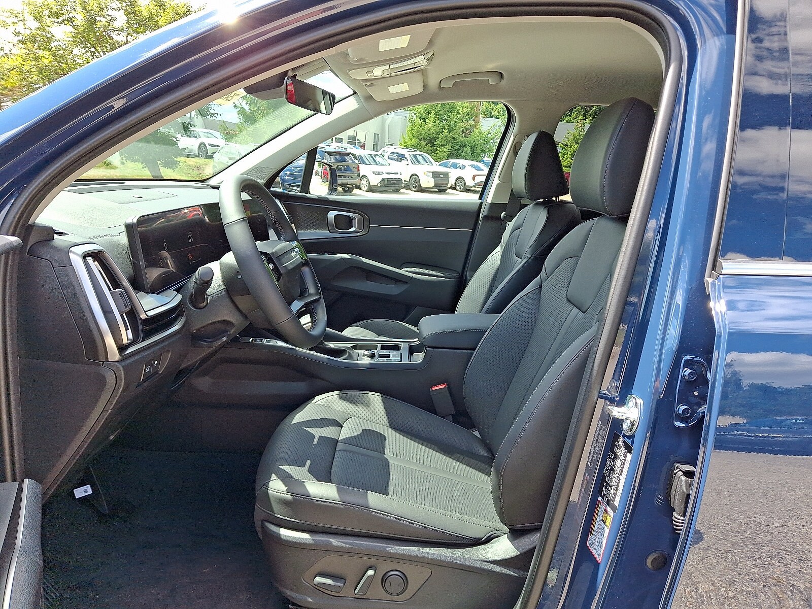 2026 Kia Sorento EX - Photo 8