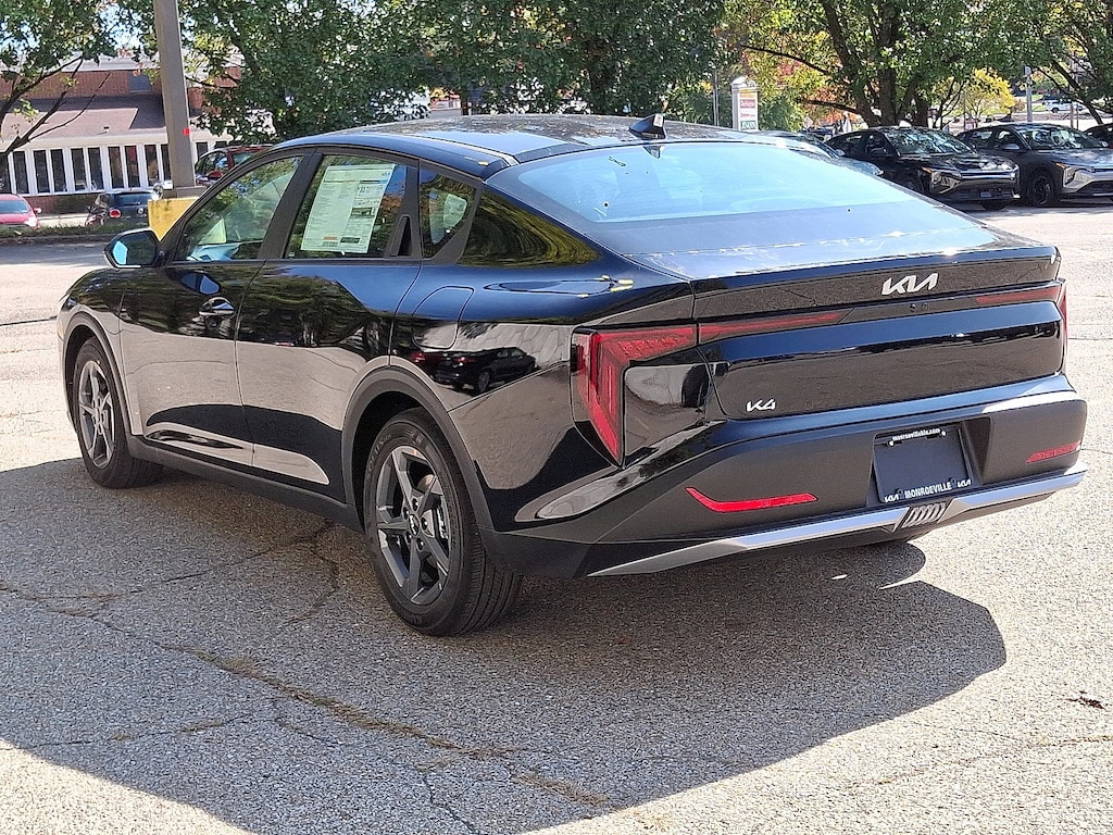 New 2025 Kia K4 LXS LXS FWD