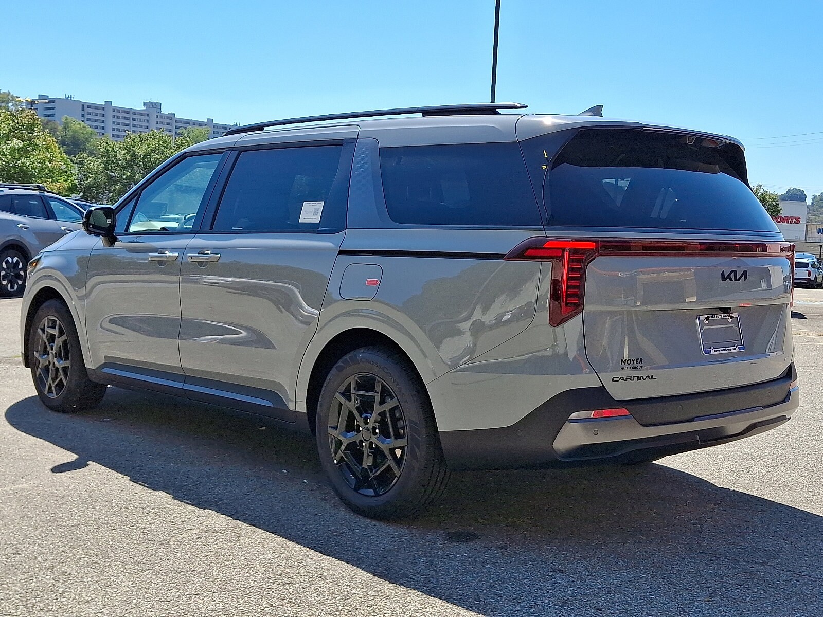 2026 Kia Carnival SX Prestige photo 3