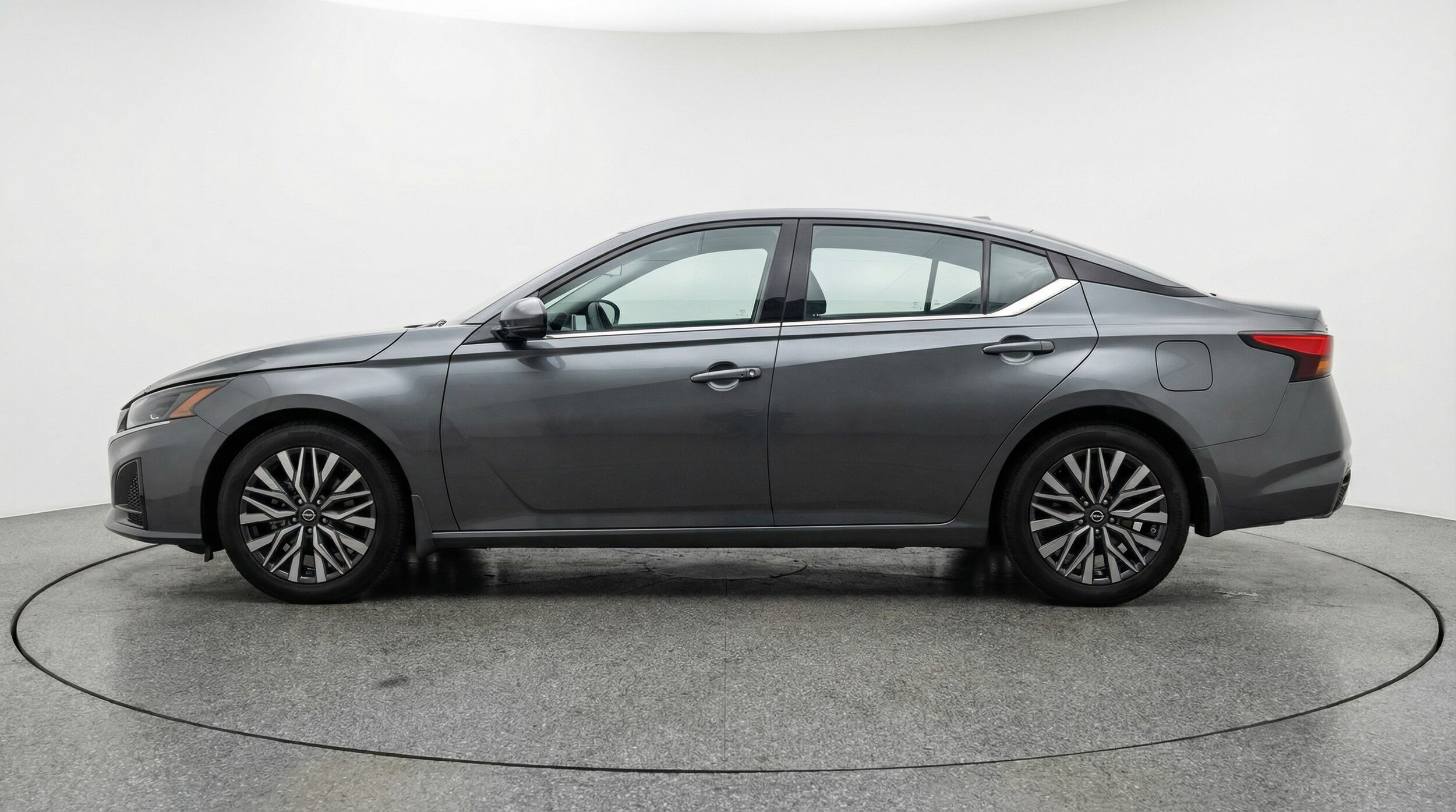 Thumbnail: 2025 Nissan Altima - 4