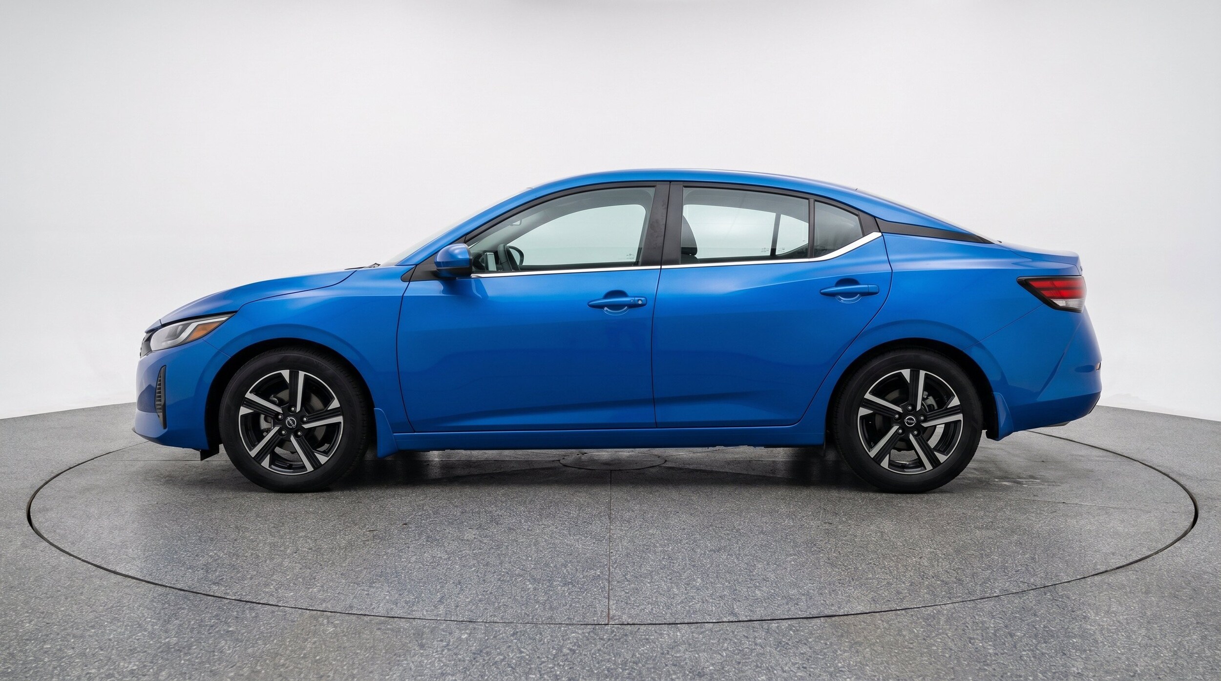 Thumbnail: 2025 Nissan Sentra - 5