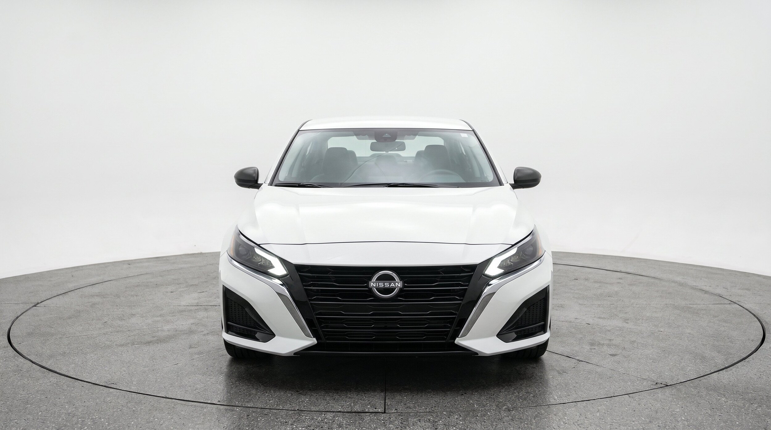 Thumbnail: 2025 Nissan Altima - 2