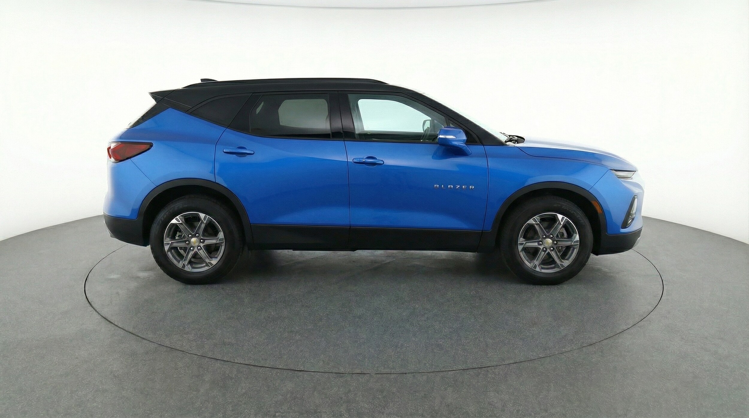 Thumbnail: 2025 Chevrolet Blazer - 8