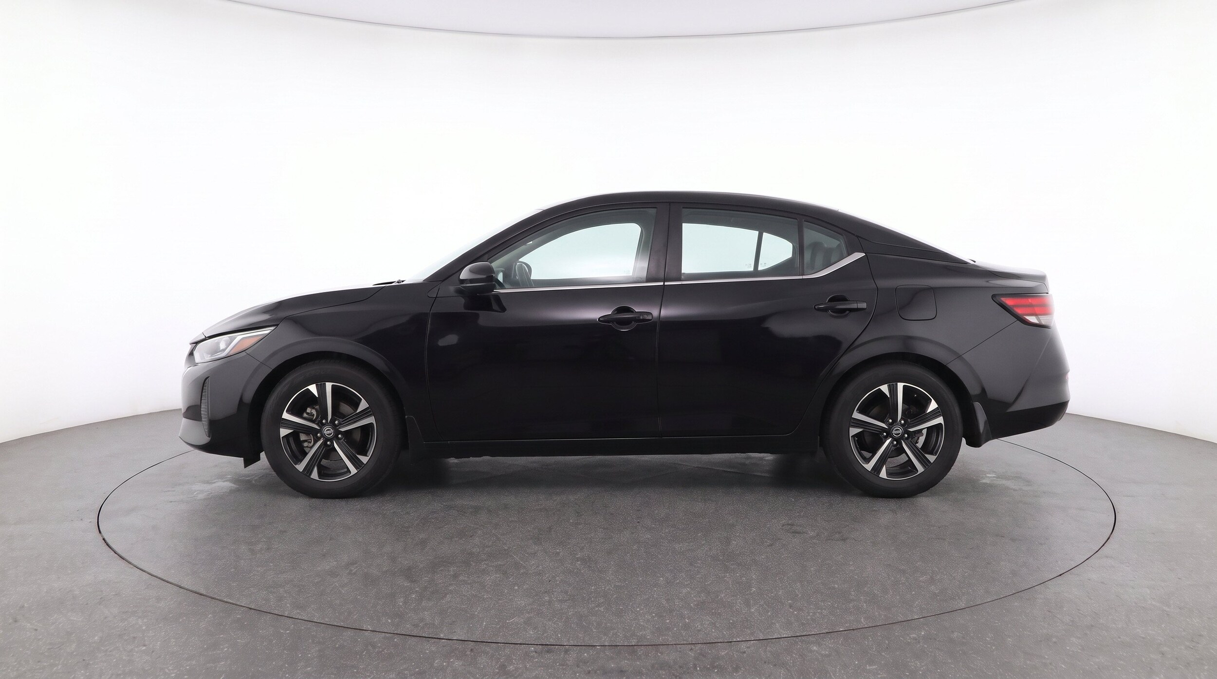 Thumbnail: 2025 Nissan Sentra - 5