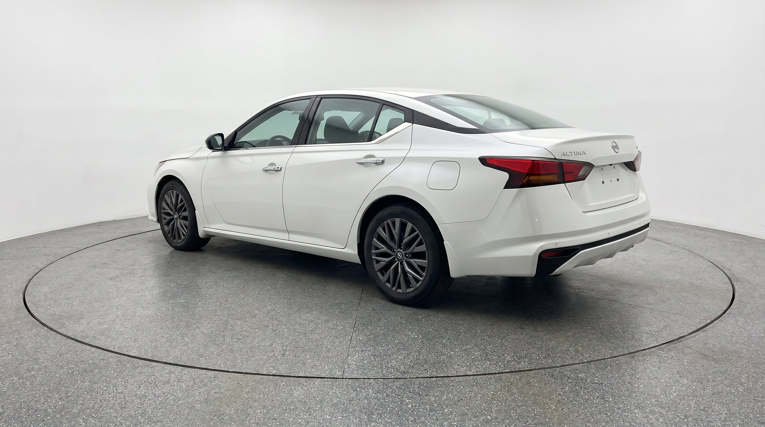 Thumbnail: 2025 Nissan Altima - 6