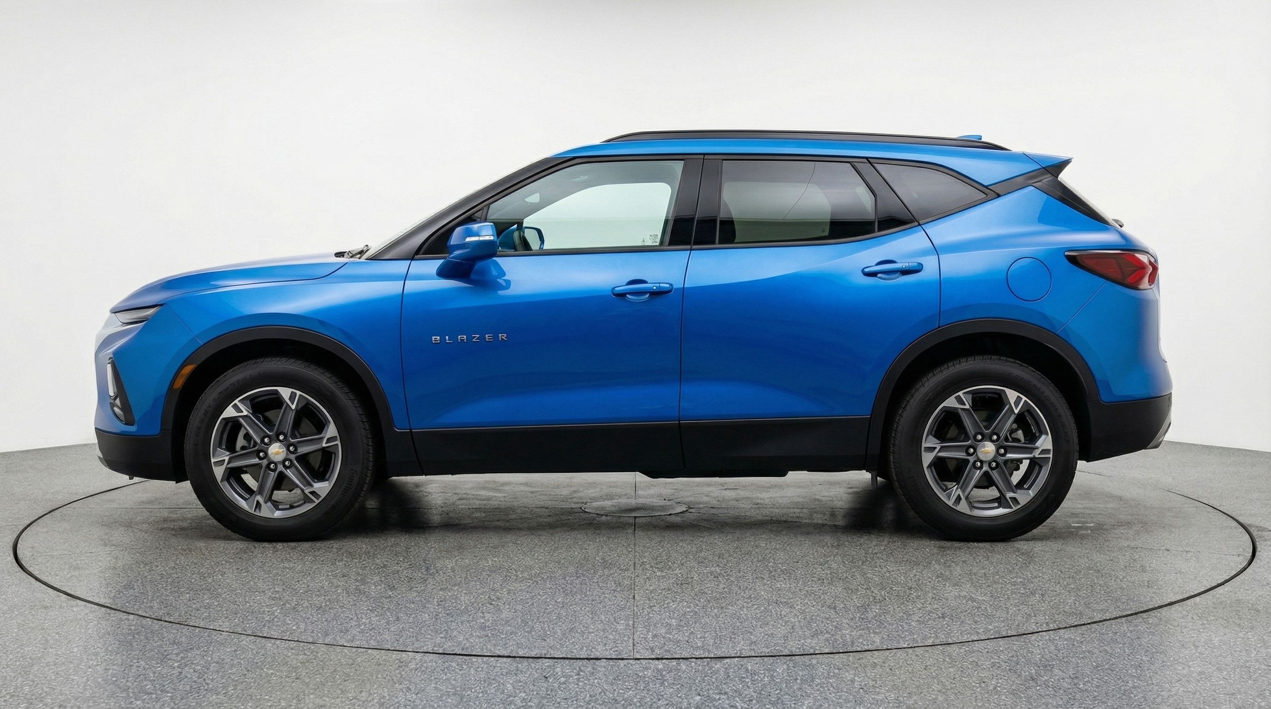 Thumbnail: 2025 Chevrolet Blazer - 4
