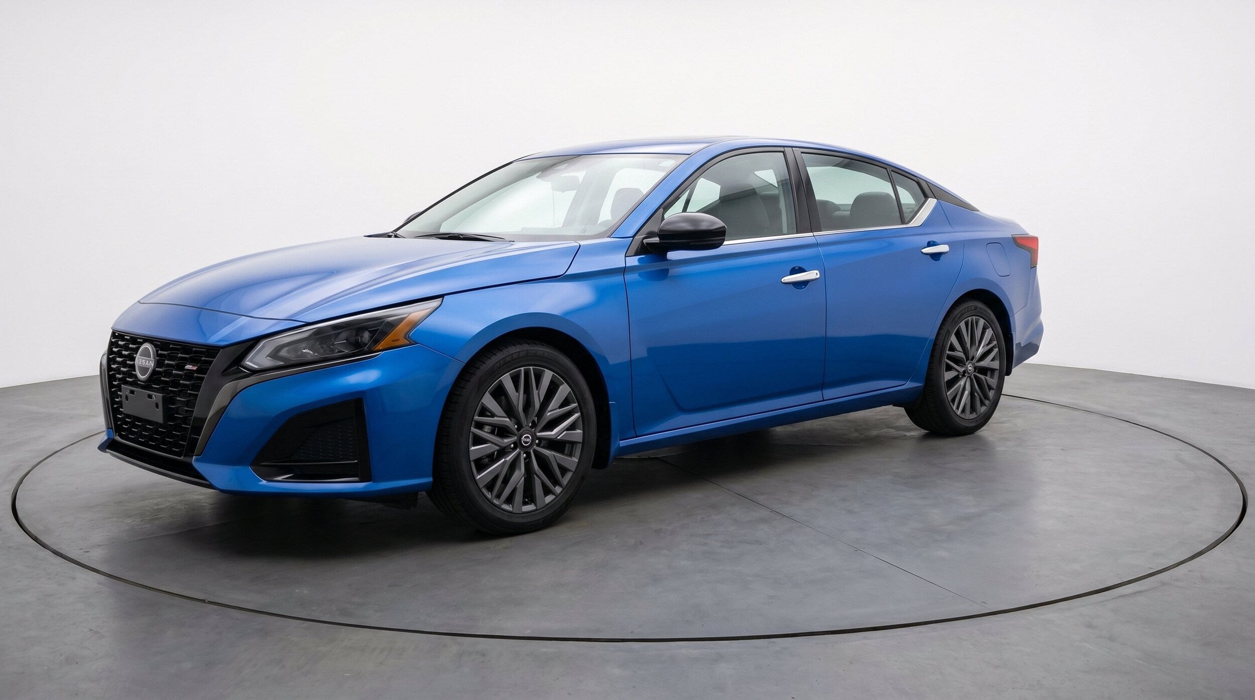 Thumbnail: 2025 Nissan Altima - 3