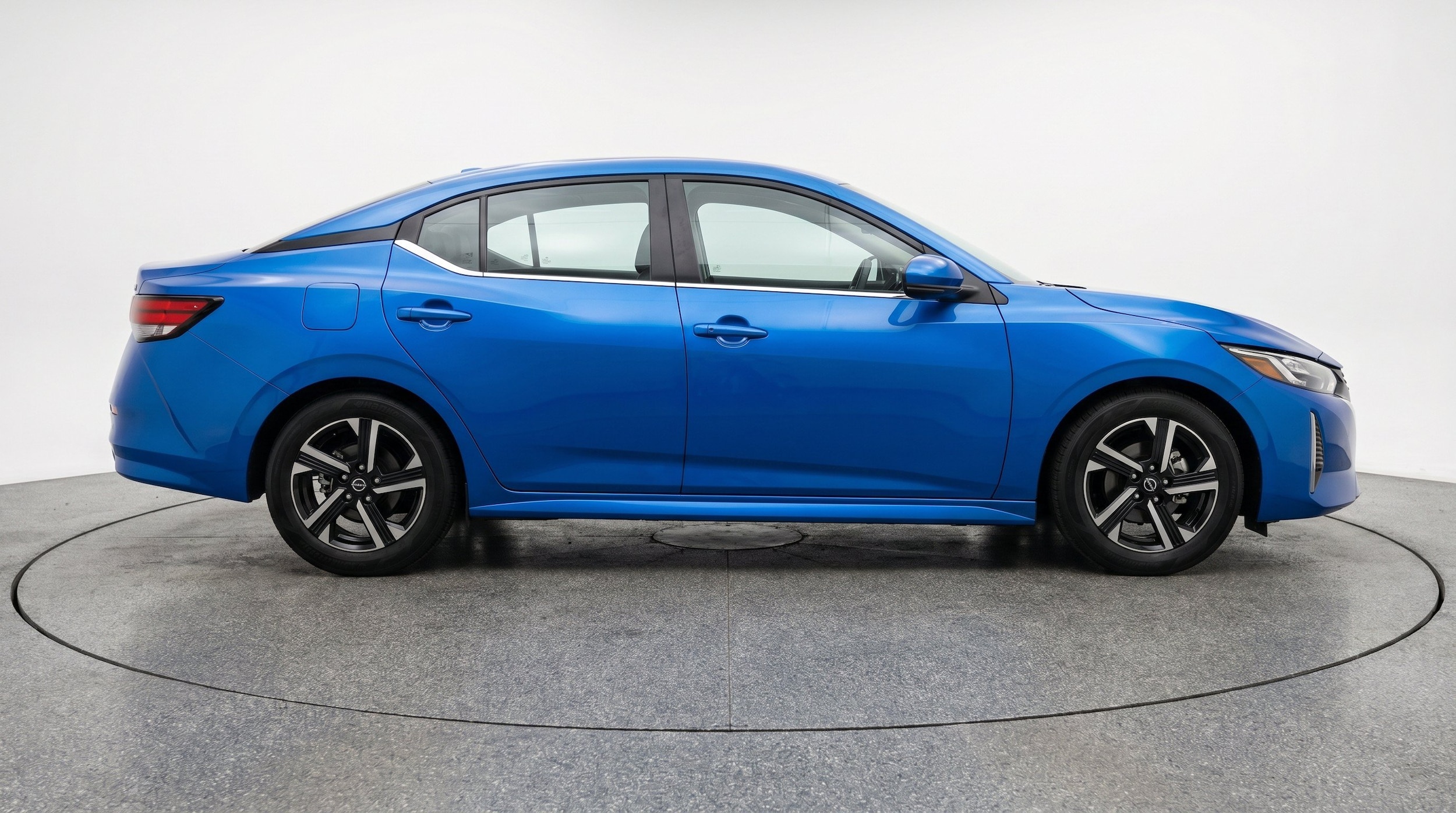 Thumbnail: 2025 Nissan Sentra - 11
