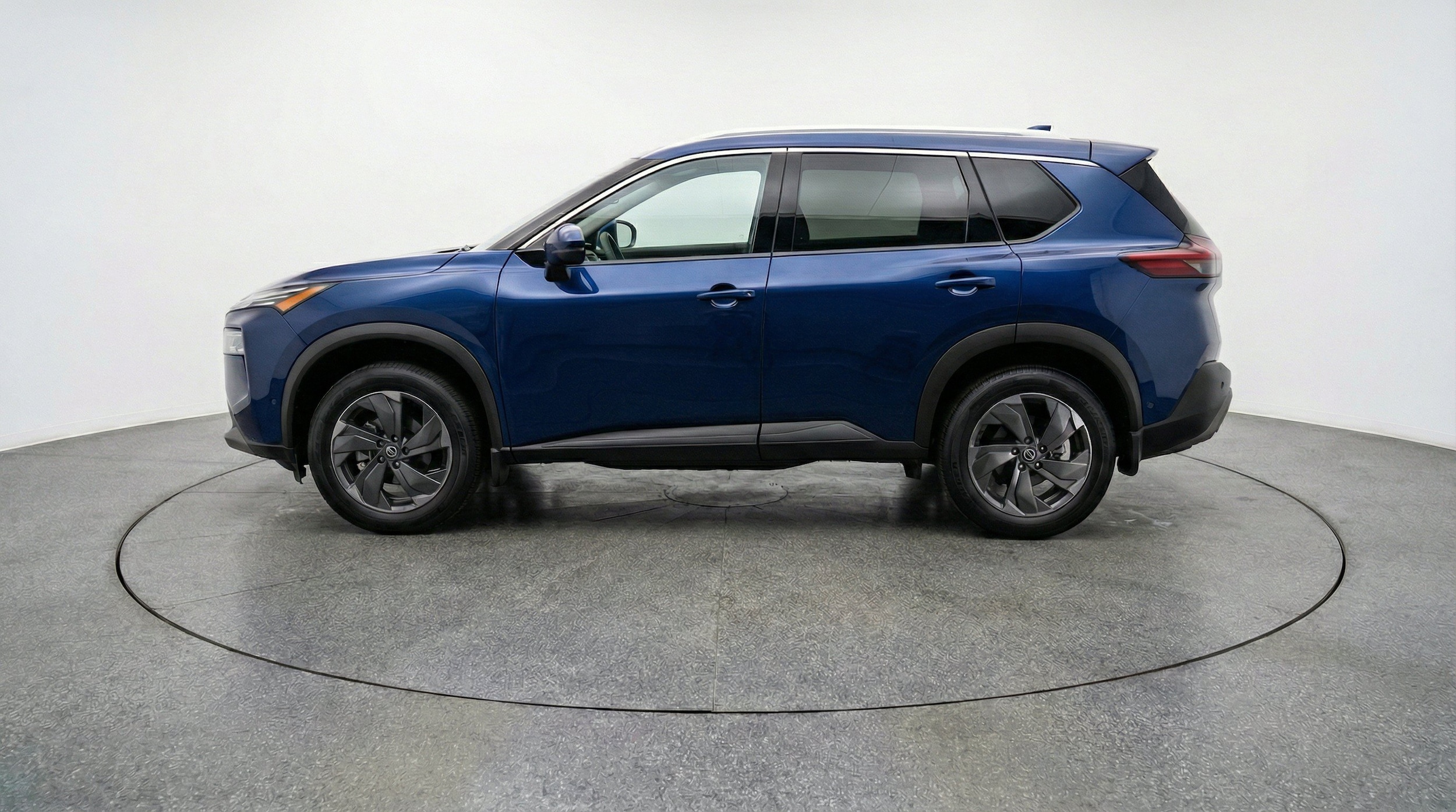 Thumbnail: 2025 Nissan Rogue - 5