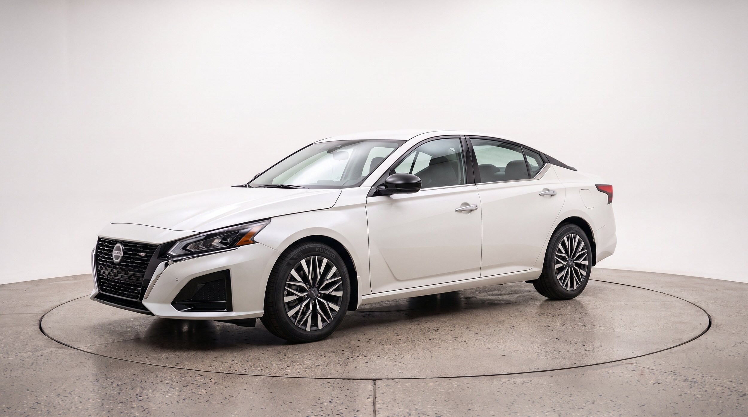Thumbnail: 2025 Nissan Altima - 3